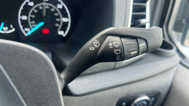 Ford Transit Custom 280 L1 Diesel Fwd 2.0 EcoBlue 130ps Low Roof Limited Van